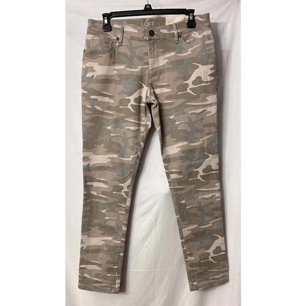 NWT Ann Taylor LOFT Womens Camo‎ Relaxed Fit Stretch Skinny Jeans 28/6 Petite